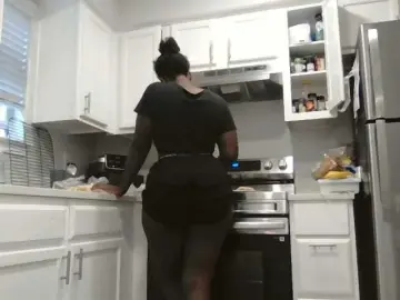 Loyalbambi  live sex cam
