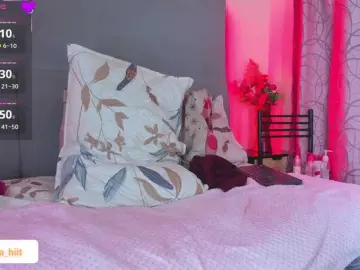 Scarlethit  live sex cam