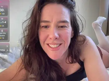 MilkHoneyLullabies  live sex cam