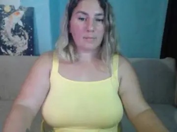 MissDi96  live sex cam