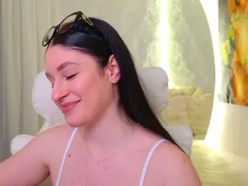 Moniqque  live sex cam