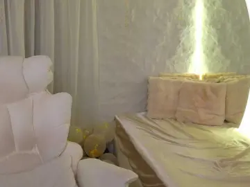 Moniqque  live sex cam