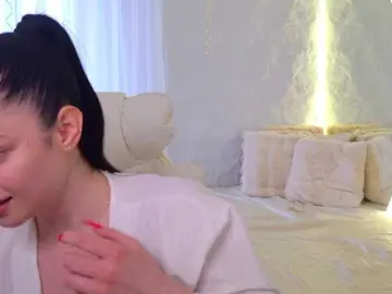 Moniqque  live sex cam