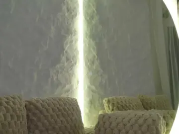 Moniqque  live sex cam