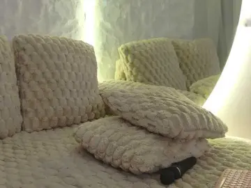 Moniqque  live sex cam