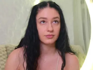 Moniqque  live sex cam