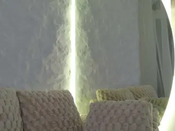 Moniqque  live sex cam