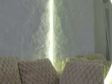 Moniqque  live sex cam