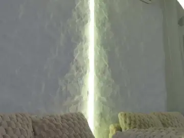 Moniqque  live sex cam