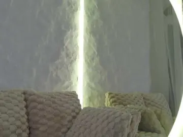 Moniqque  live sex cam