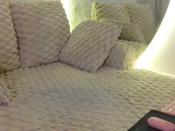 Moniqque  live sex cam