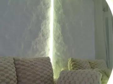 Moniqque  live sex cam