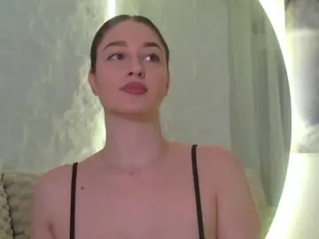 Moniqque  live sex cam