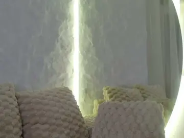 Moniqque  live sex cam