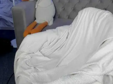 Pink-Freya  live sex cam