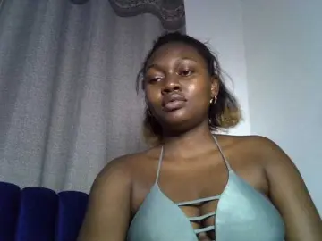 Sexytasha  live sex cam