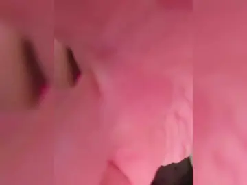 Elaizza  live sex cam