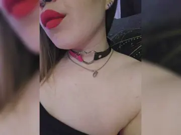 Elaizza  live sex cam