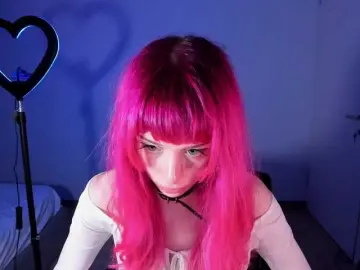 Mnepohuyy  live sex cam