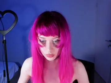 Mnepohuyy  live sex cam