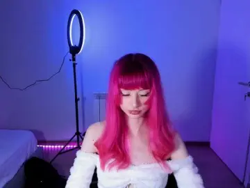 Mnepohuyy  live sex cam