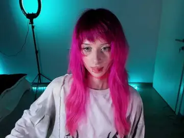 Mnepohuyy  live sex cam