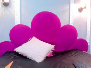 AmbberMoon  live sex cam