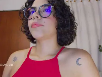 MarilynStone  live sex cam