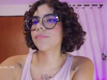 MarilynStone  live sex cam