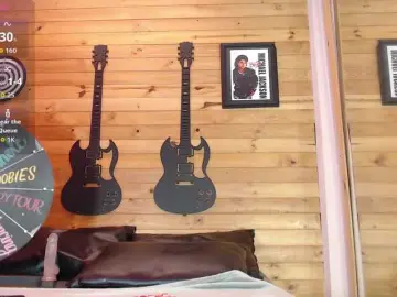 MavisManson  live sex cam