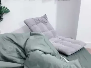 NiNi2k  live sex cam