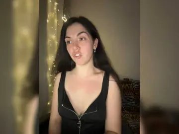 Vika19981  live sex cam