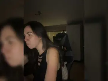 Vika19981  live sex cam
