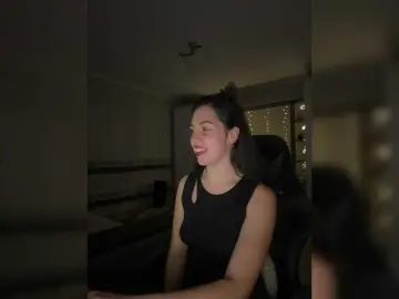 Vika19981  live sex cam