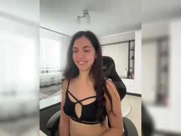 Vika19981  live sex cam