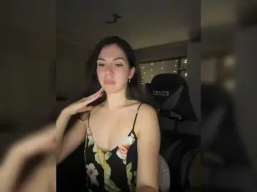 Vika19981  live sex cam