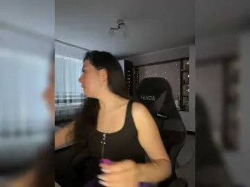 Vika19981  live sex cam