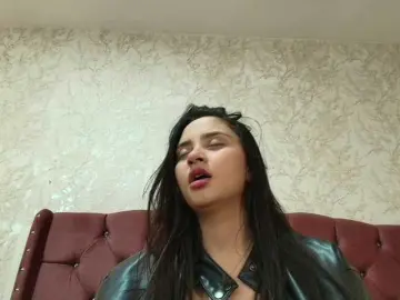 Graceblu  live sex cam