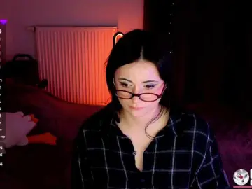 Kissy3missy  live sex cam