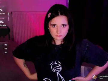 Kissy3missy  live sex cam