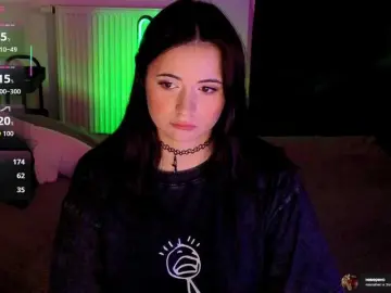 Kissy3missy  live sex cam