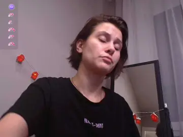 Worsh1pme  live sex cam