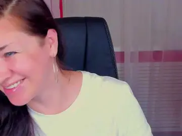 AnaMills  live sex cam