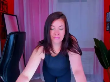 AnaMills  live sex cam