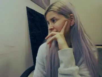 AryaJoliee  live sex cam