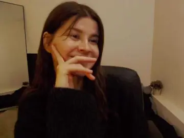 AryaJoliee  live sex cam