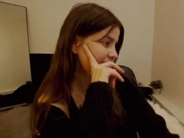AryaJoliee  live sex cam
