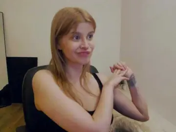 AryaJoliee  live sex cam