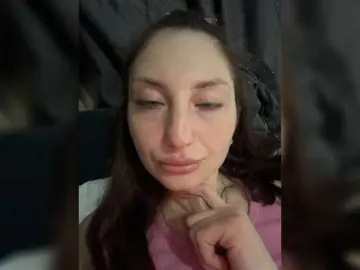 Valeriakisa28  live sex cam