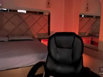 ViolettHansson  live sex cam